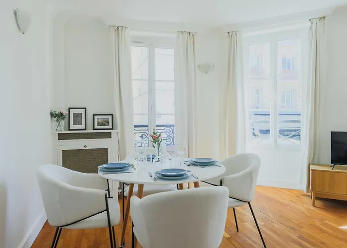 Modern - 2br- 4p - Champ-de-mars Lägenhet *