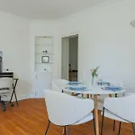Modern - 2br- 4p - Champ-de-mars Lejlighed