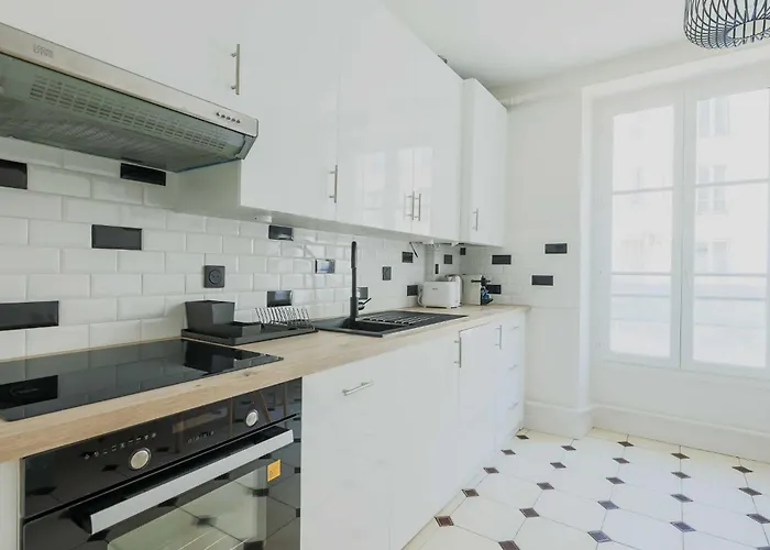 Apartament Modern - 2br- 4p - Champ-de-mars